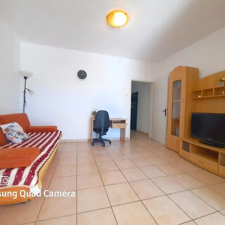 Apartman Samblic Krk Town Bagian luar foto