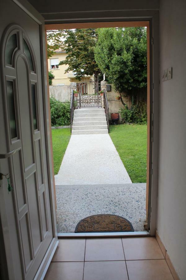 Apartman Samblic Krk Town Bagian luar foto